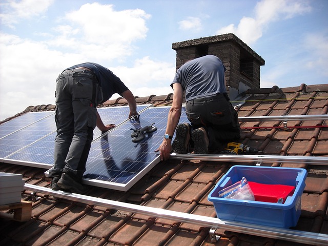 adesivi siliconici per pannelli solari